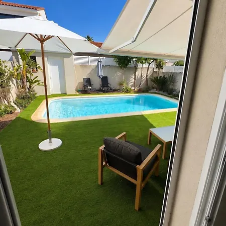 With Pool Near * Villeneuve-de-la-Raho